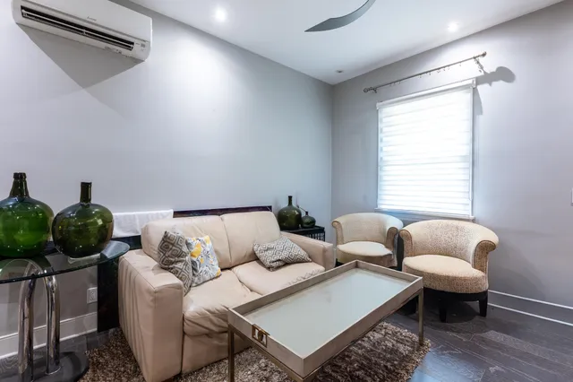 $3,995,000 | 919-921 Thomas Street, Key West, FL 33040