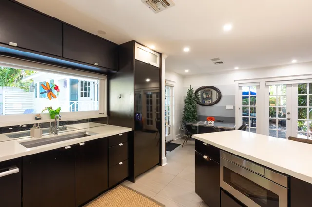 $3,995,000 | 919-921 Thomas Street, Key West, FL 33040