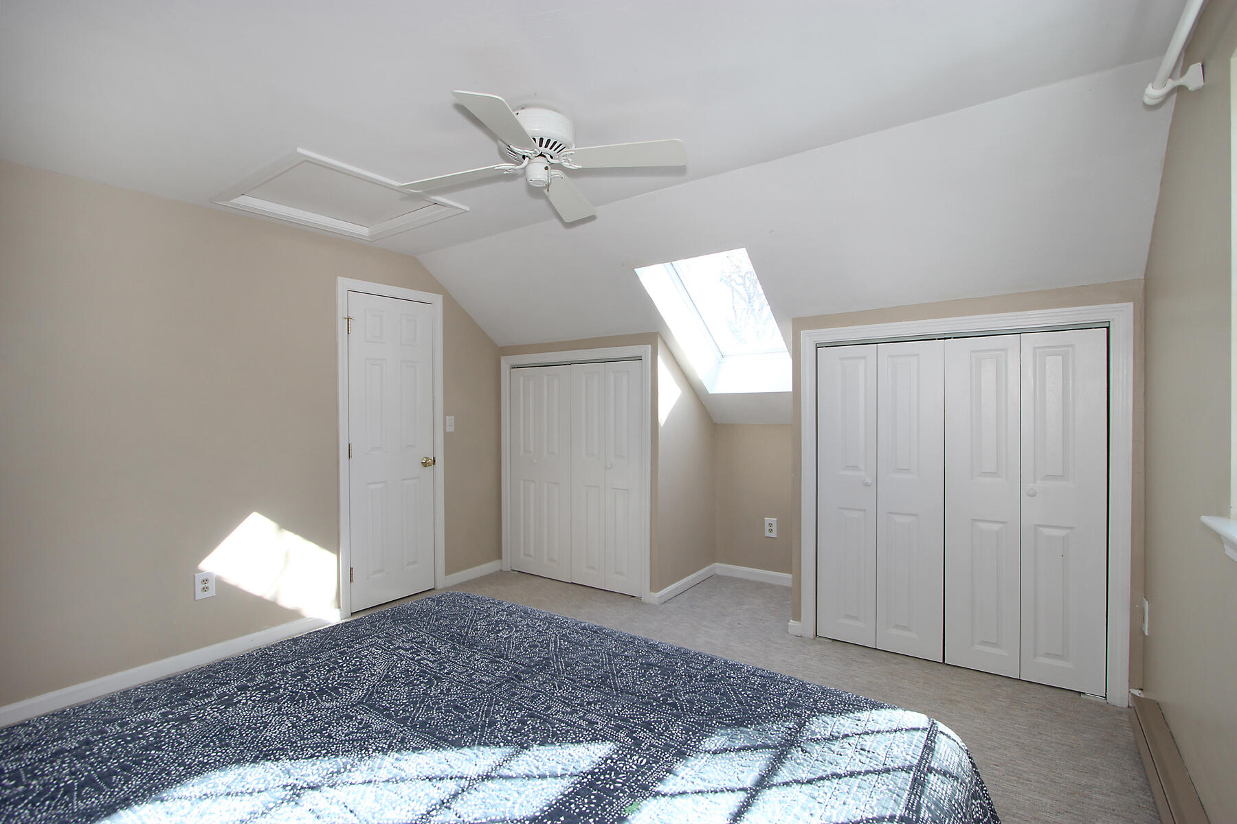 33 West Road, Unit 2D Orleans, MA 02653 - Photo 19 of 27 2nd Fl Bedroom
