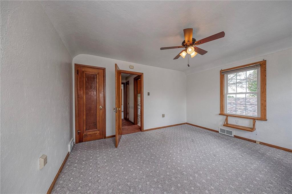 2112 Clayton Road Beaver Falls, PA 15010 - Photo 14 of 28