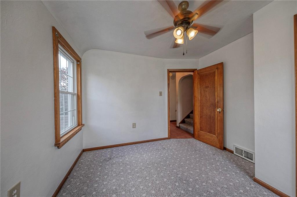 2112 Clayton Road Beaver Falls, PA 15010 - Photo 17 of 28