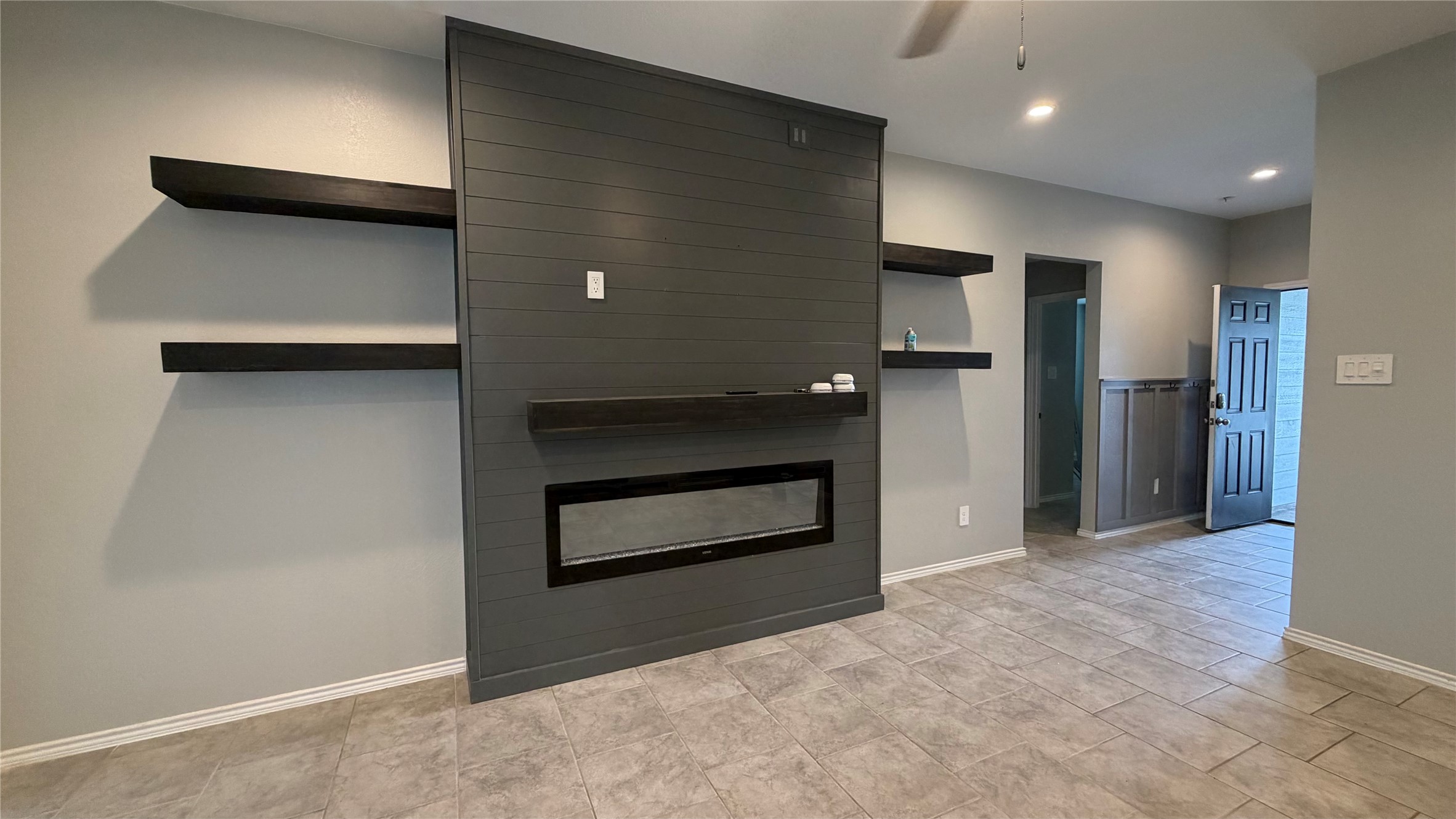 7518 Cynomys Court Rosharon, TX 77583 - Photo 10 of 21 a view of an empty room