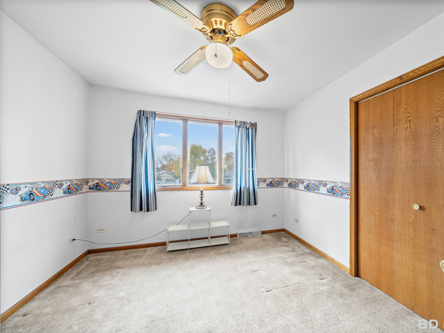 1525 Cimarron Drive New Lenox, IL 60451 - Photo 21 of 41 a view of an empty room with a window