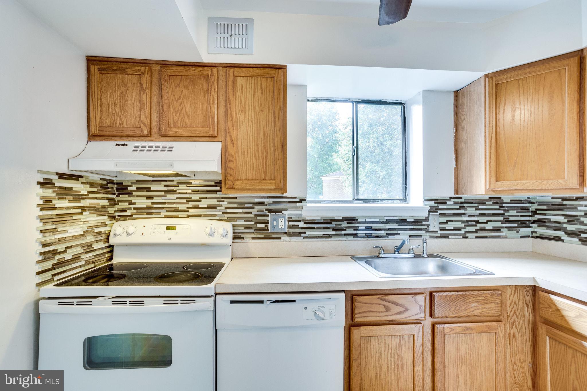 17810 Buehler Road, Unit 154 Olney, MD 20832 - Photo 14 of 34 Gallery Image 14