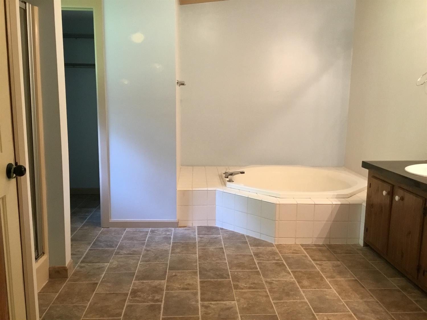 2955 North Dunham Road Amelia, OH 45102 - Photo 12 of 31 Gallery Image 12