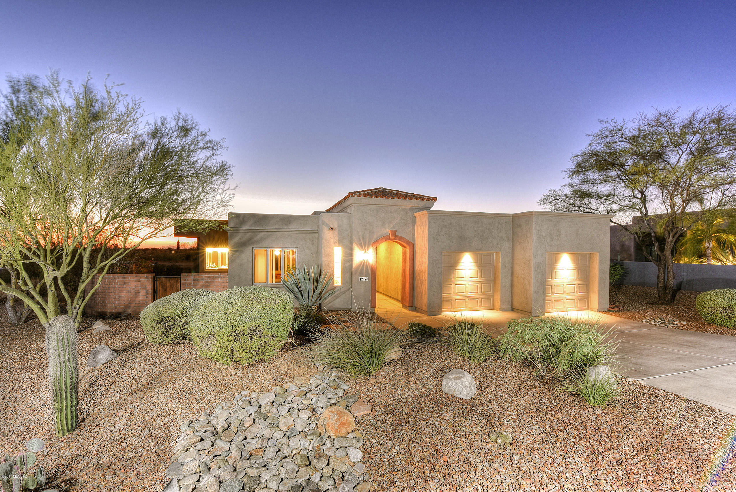 12477 North Piping Rock Road Oro Valley, AZ 85755 - Photo 29 of 32