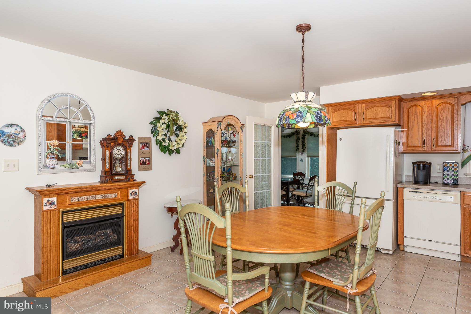 3114 Turnpike Road Elizabethtown, PA 17022 - Photo 4 of 24 Gallery Image 4