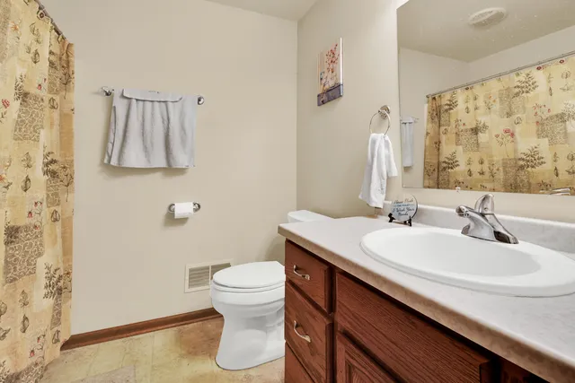 $465,000 | 329 Northview Trail, Hartford, WI 53027