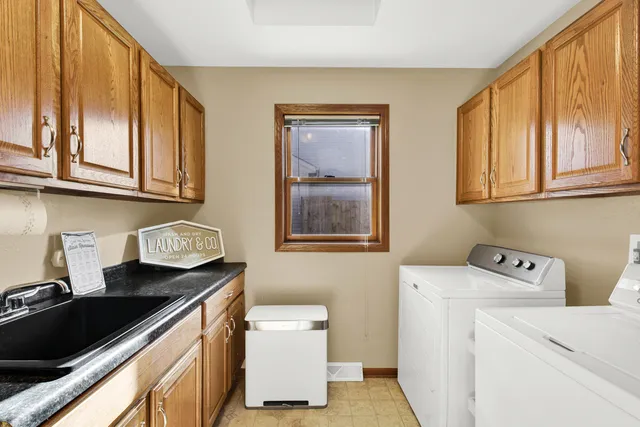 $465,000 | 329 Northview Trail, Hartford, WI 53027