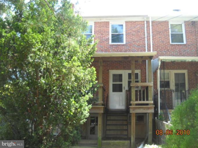 8358 Ridgely Oak Road Parkville, MD 21234 - Photo 5 of 5 Exterior (Rear)