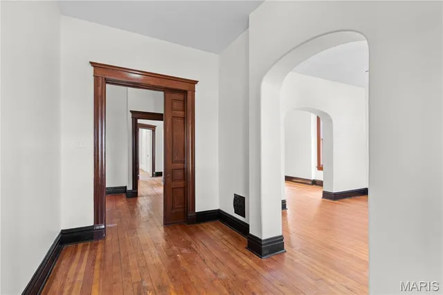 $319,900 | 2856 Wyoming Street, St. Louis, MO 63118