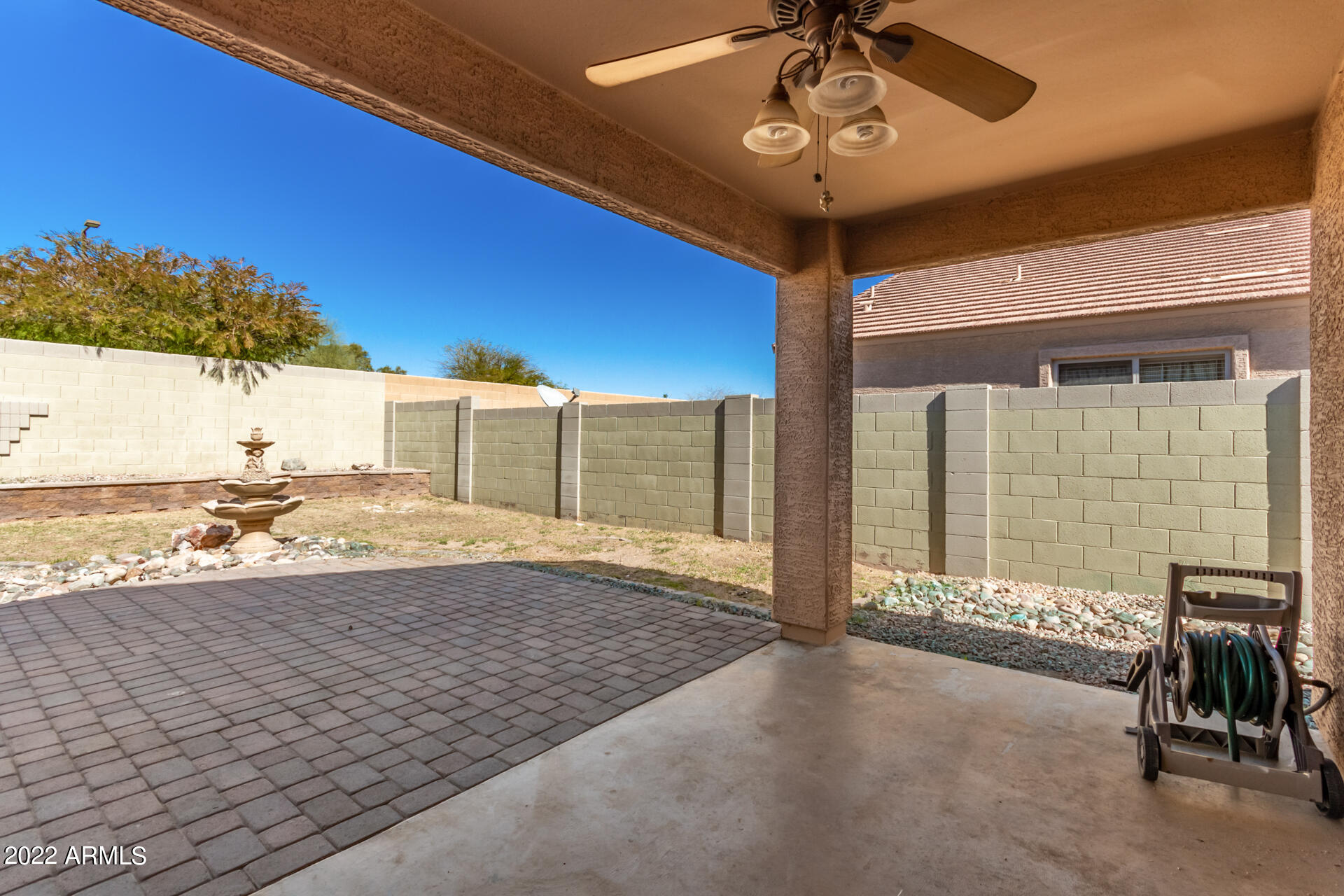 23740 West Grove Street Buckeye, AZ 85326 - Photo 18 of 23 a view of a livingroom with furniture