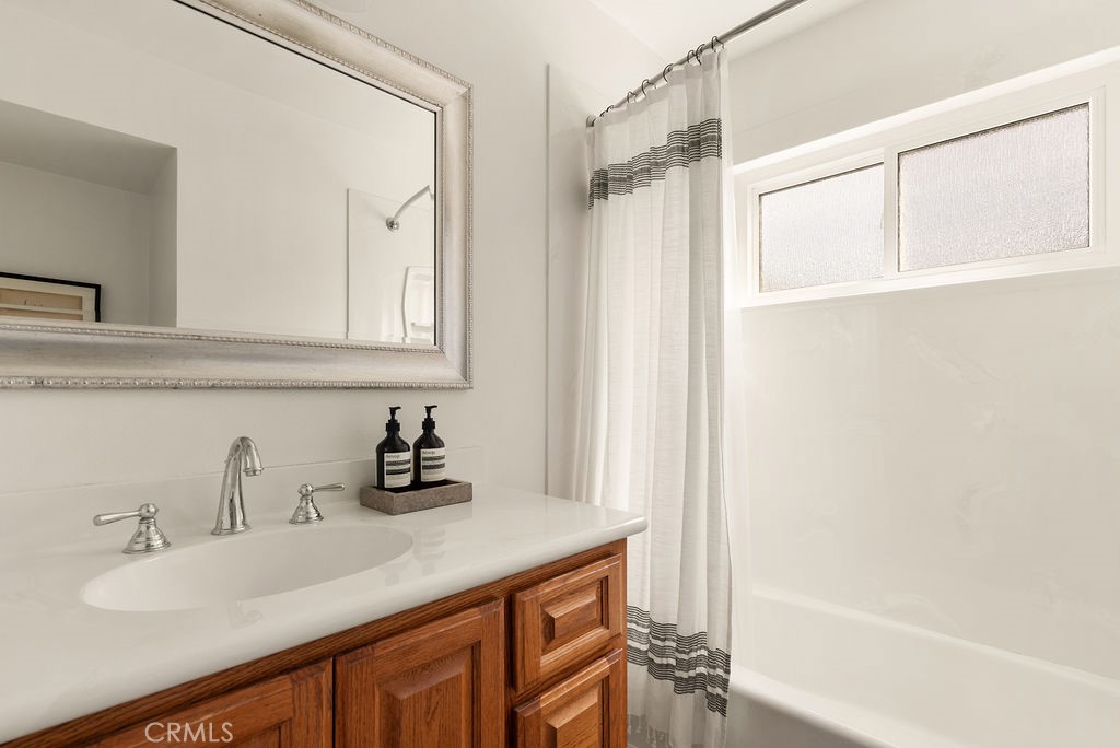 14012 Lambeth Way Tustin, CA 92780 - Photo 20 of 36