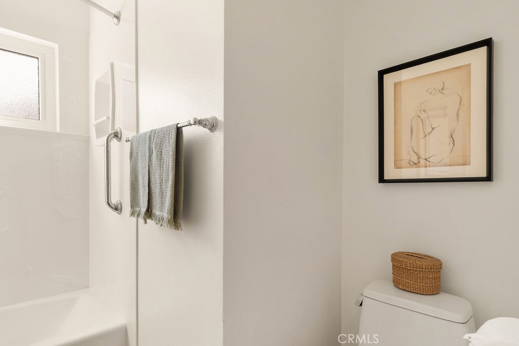 14012 Lambeth Way Tustin, CA 92780 - Photo 21 of 36