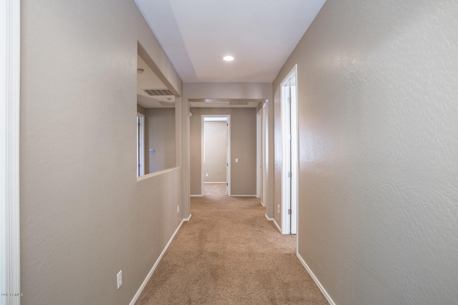 3101 South Joshua Tree Lane Gilbert, AZ 85295 - Photo 41 of 88 a view of a hallway