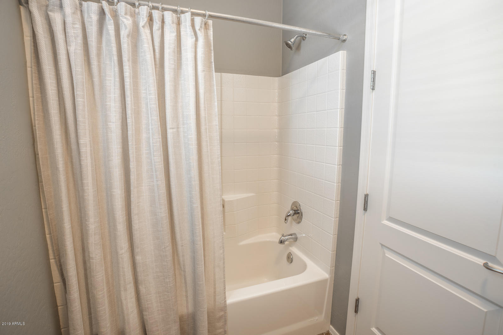3101 South Joshua Tree Lane Gilbert, AZ 85295 - Photo 44 of 88 upstairs bath 2