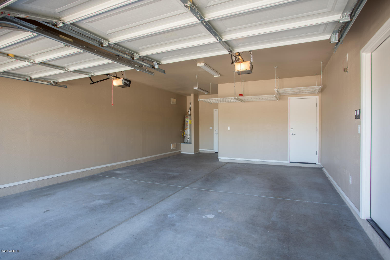 3101 South Joshua Tree Lane Gilbert, AZ 85295 - Photo 67 of 88 garage 1