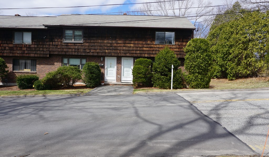 49 Lupine Road, Unit 12 Andover, MA 01810 - Photo 2 of 17 Gallery Image 2