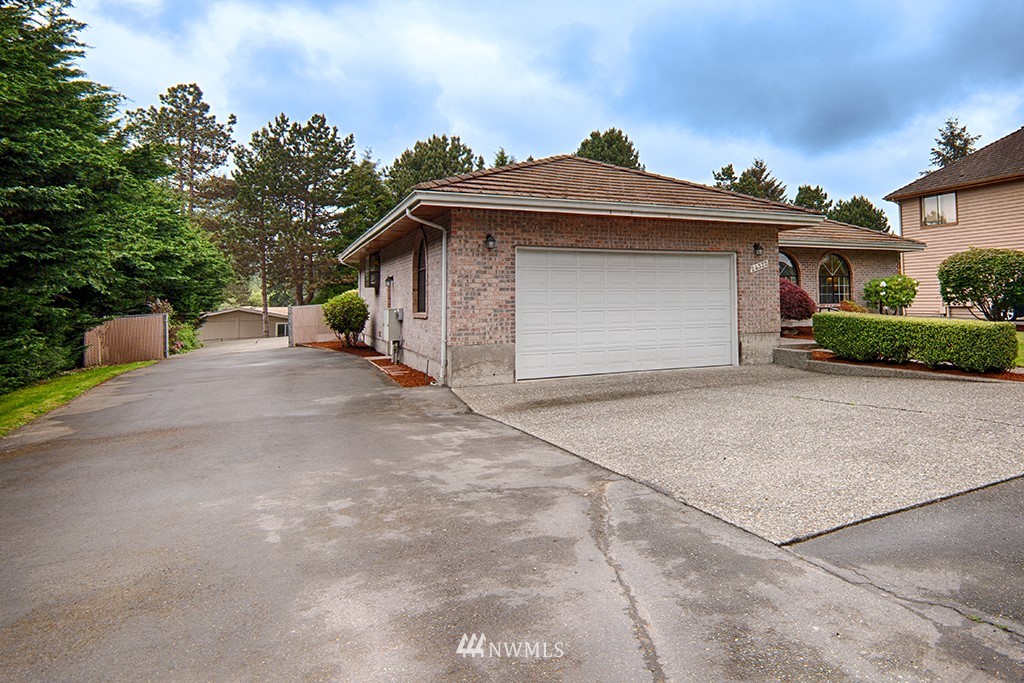 24322 7th Place West Bothell, WA 98021 - Photo 2 of 24