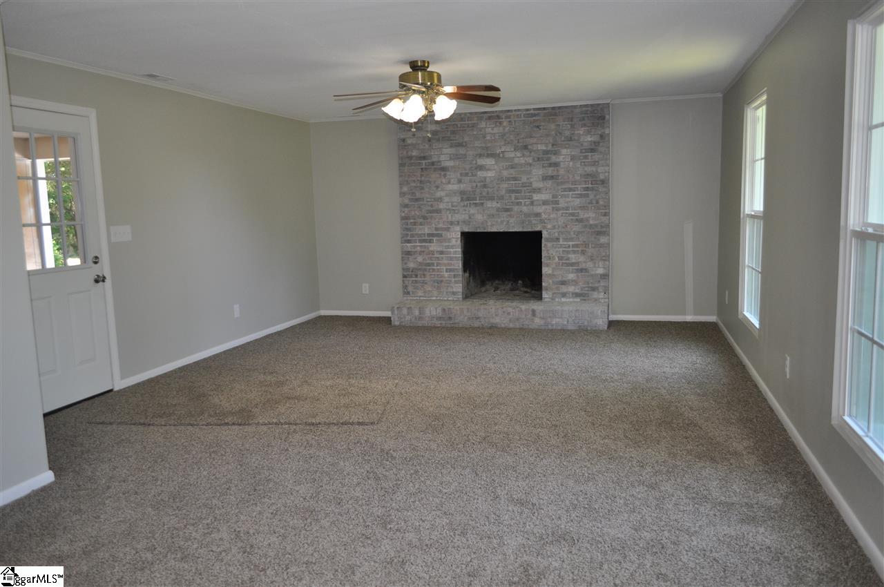 125 State Line Road Gaffney, SC 29341 - Photo 6 of 19