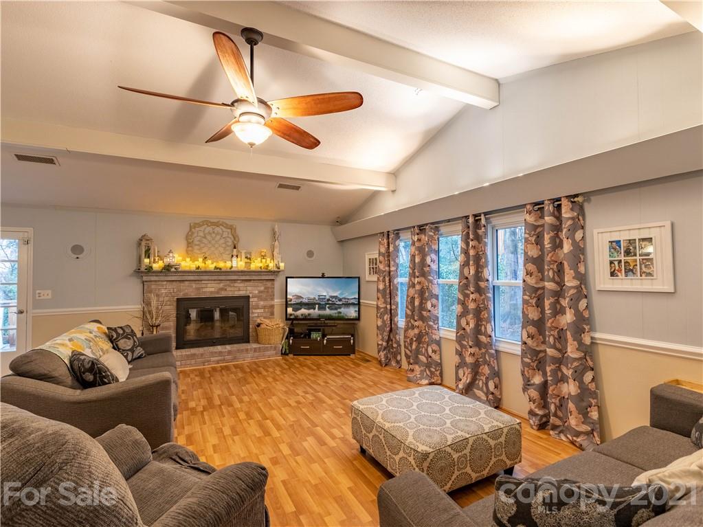 743 Springdale Road Statesville, NC 28677 - Photo 11 of 44 Gallery Image 11