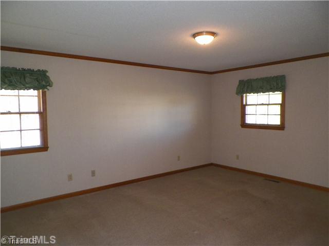 595 Ridgeway Lane Lexington, NC 27295 - Photo 7 of 16 Master Bedroom.