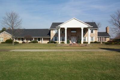 70827 Elkhart Road Edwardsburg, MI 49112 - Photo 1 of 11 Primary Photo