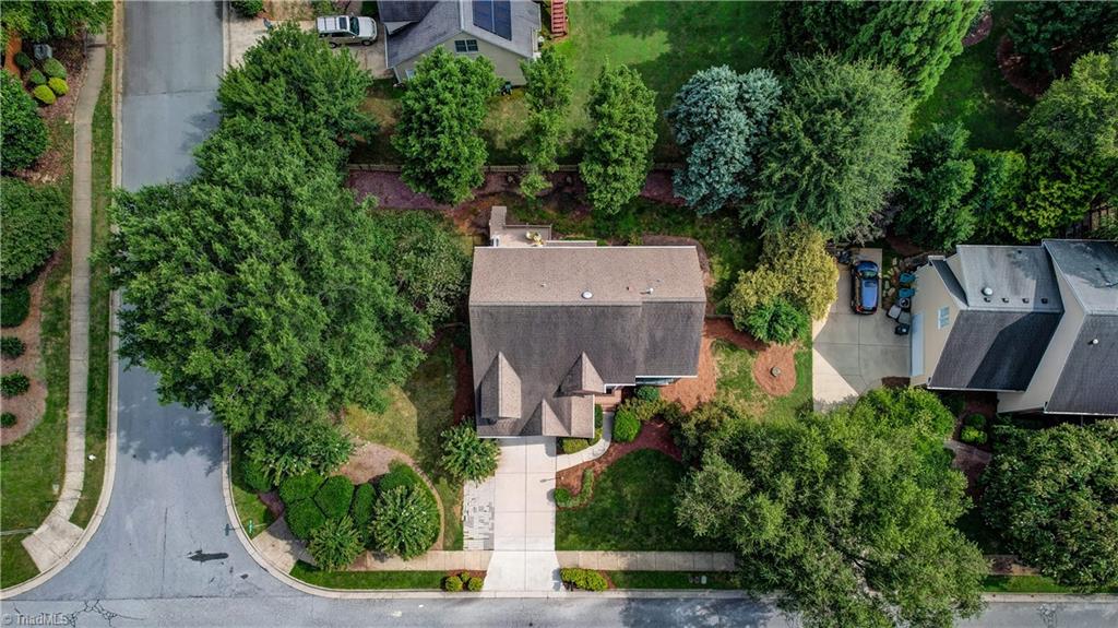 1601 Wenchelsa Road Greensboro, NC 27410 - Photo 4 of 48 Gallery Image 4