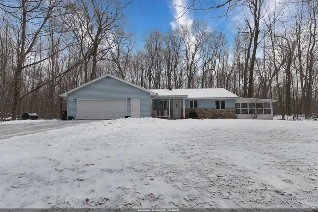 $404,900 | 7186 Clarks Point Road, Winneconne, WI 54986