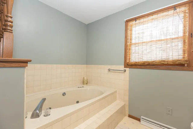 $404,900 | 7186 Clarks Point Road, Winneconne, WI 54986