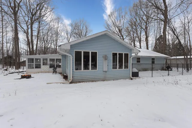 $404,900 | 7186 Clarks Point Road, Winneconne, WI 54986