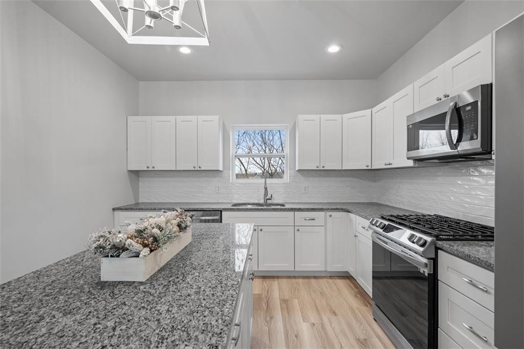 3708 Cready Hill Road Pittsburgh, PA 15236 - Photo 9 of 32 Gallery Image 9