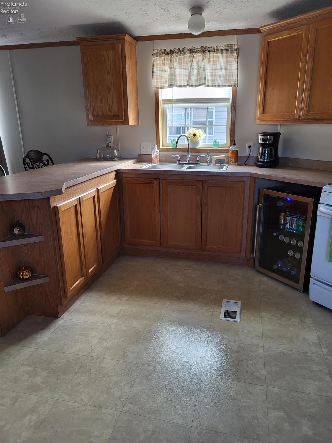 1730 Port Clinton Road, Unit 24 Fremont, OH 43420 - Photo 18 of 21 Gallery Image 18