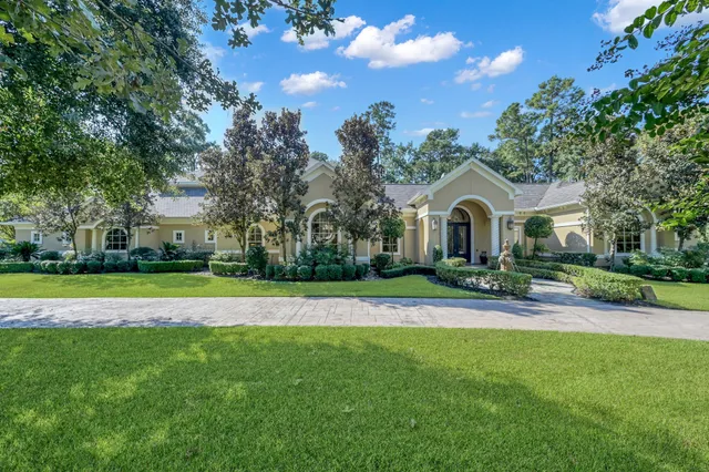 a view of outdoor space yard and patio
