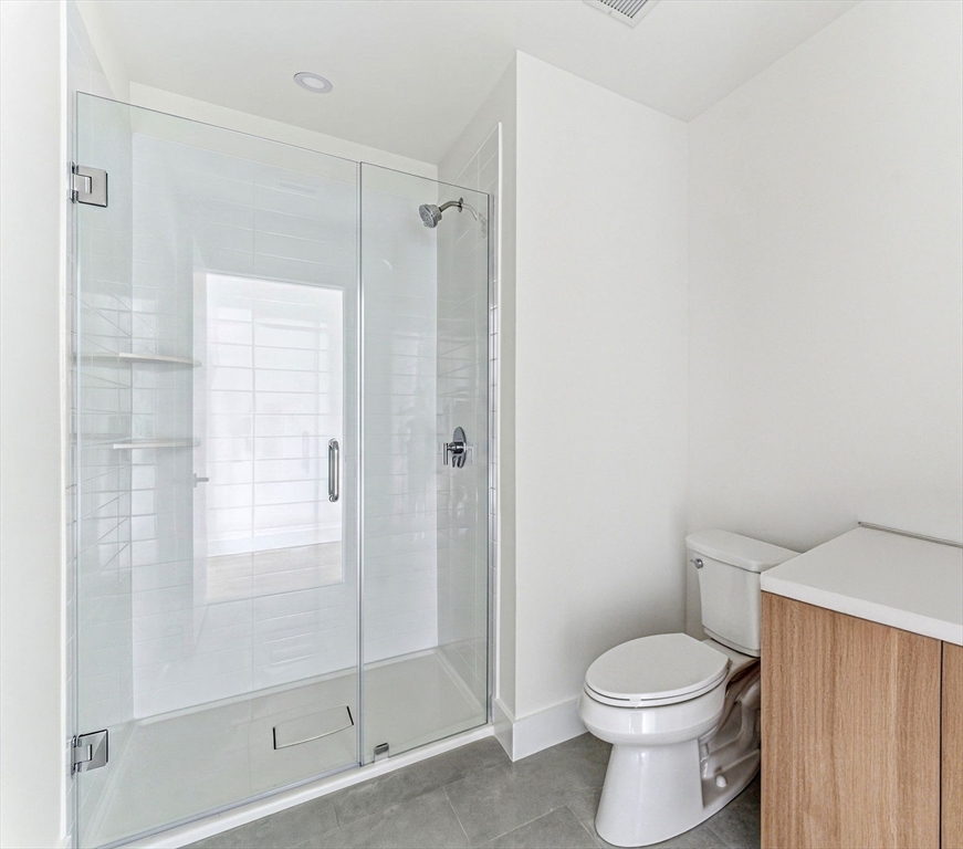 1035 Commonwealth Avenue, Unit 201 Boston, MA 02215 - Photo 5 of 23