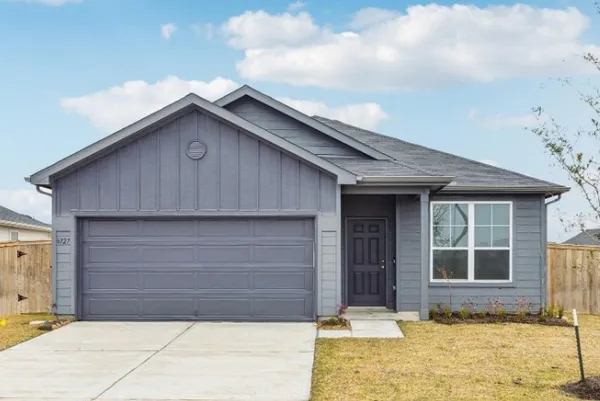 $2,500 | 511 Louis Lane, Baytown, TX 77523