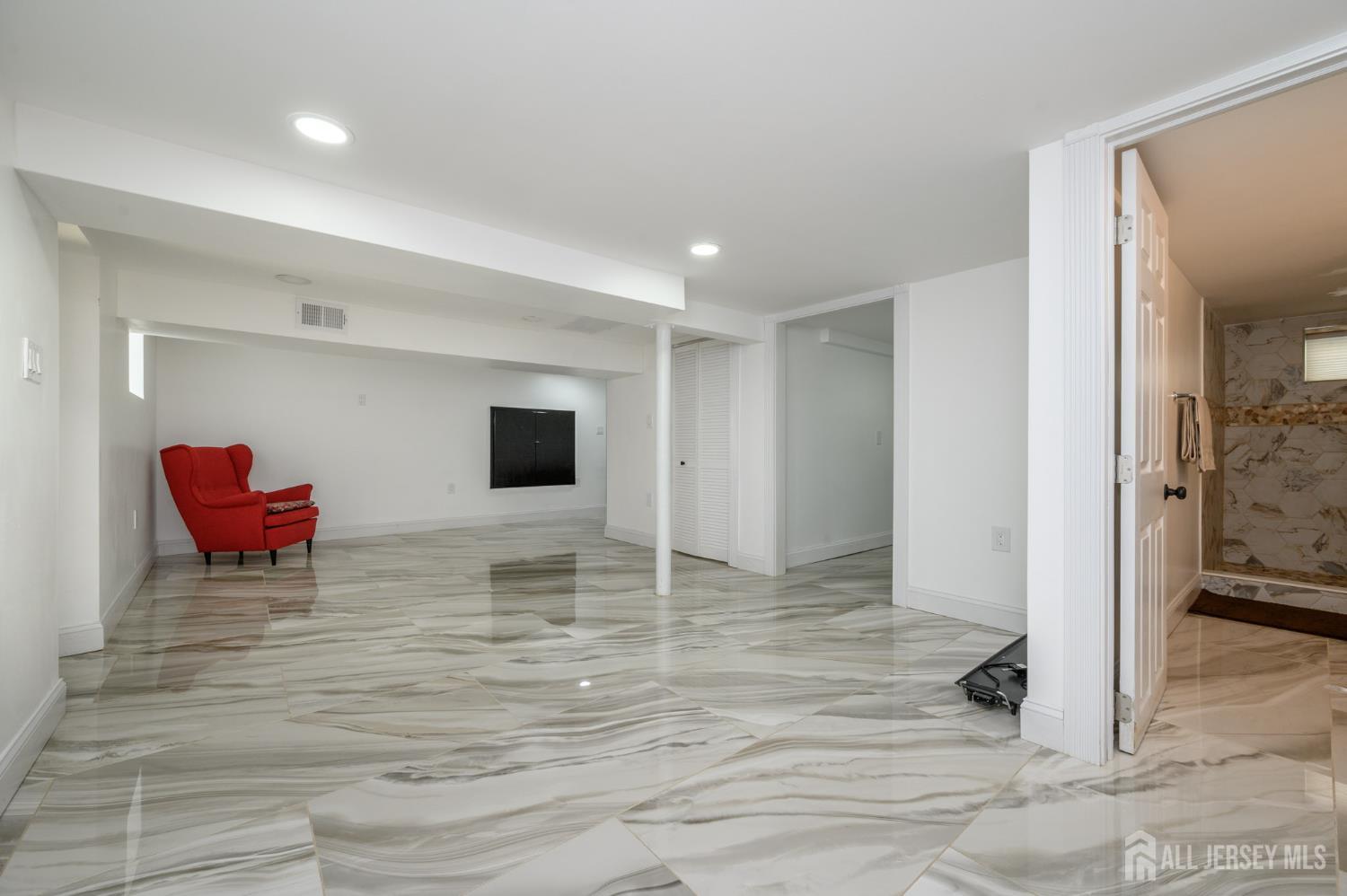 289 Indiana Street Union, NJ 07083 - Photo 36 of 45 a living room with furniture