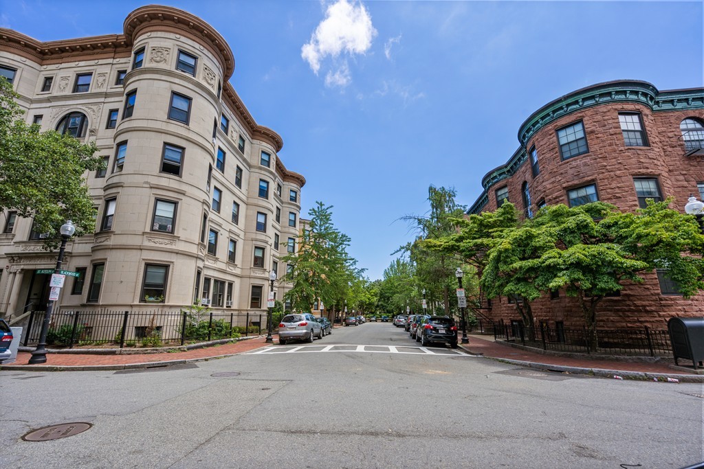 169 St Botolph Street Boston, MA 02115 - Photo 2 of 42