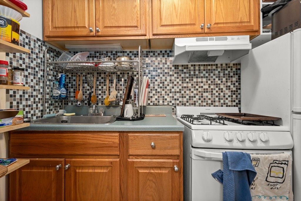 169 St Botolph Street Boston, MA 02115 - Photo 42 of 42