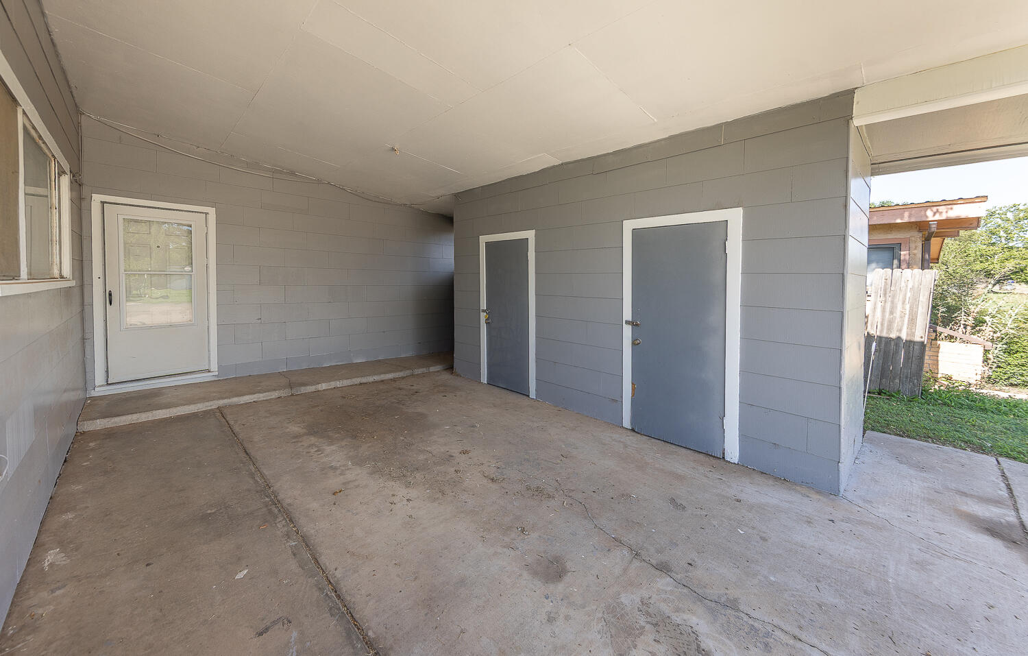 4409 44th Street Lubbock, TX 79414 - Photo 23 of 26 a view of an empty room with a window