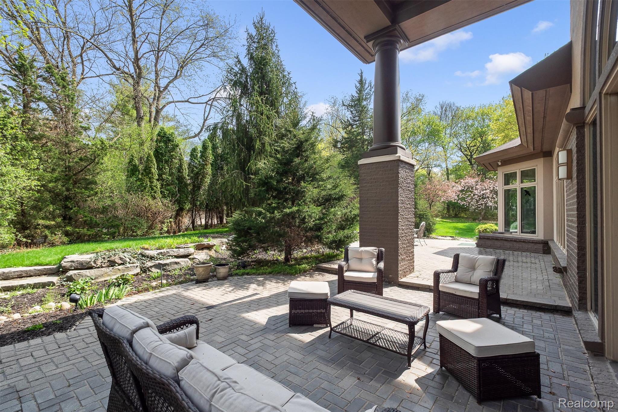 1800 Tiverton Road Bloomfield Hills, MI 48304 - Photo 43 of 56 58-Tiverton-45.jpg