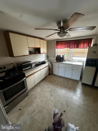 $199,999 | 500 Washburn Avenue, Baltimore, MD 21225