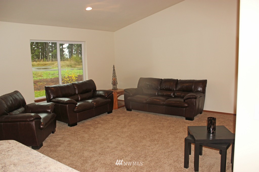 6338 199th Loop Southwest Rochester, WA 98579 - Photo 8 of 15