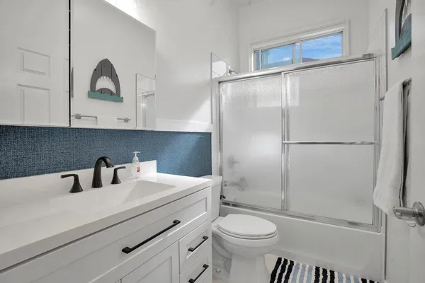 $3,450 | 45180 Debbie Drive, La Quinta, CA 92253