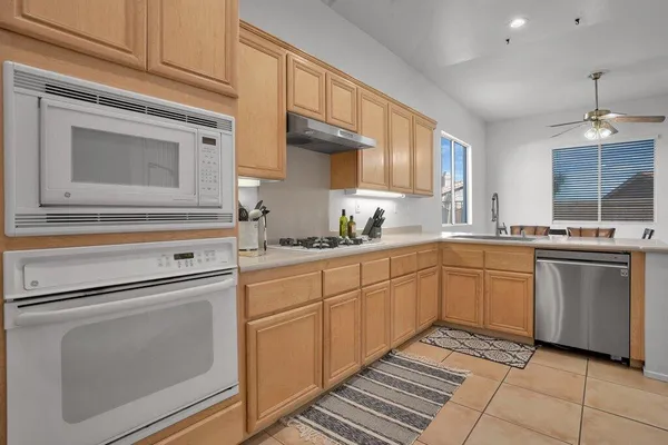 $3,450 | 45180 Debbie Drive, La Quinta, CA 92253