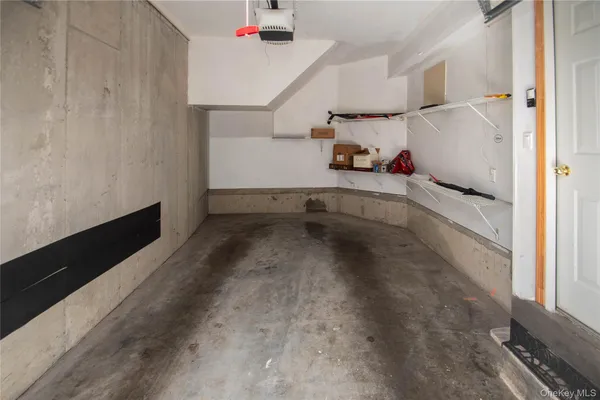 $479,000 | 303 Bridgeview Drive, Poughkeepsie, NY 12601