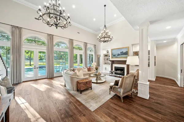 $1,349,500 | 2207 Longmire Road, Conroe, TX 77304