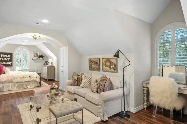 $1,349,500 | 2207 Longmire Road, Conroe, TX 77304