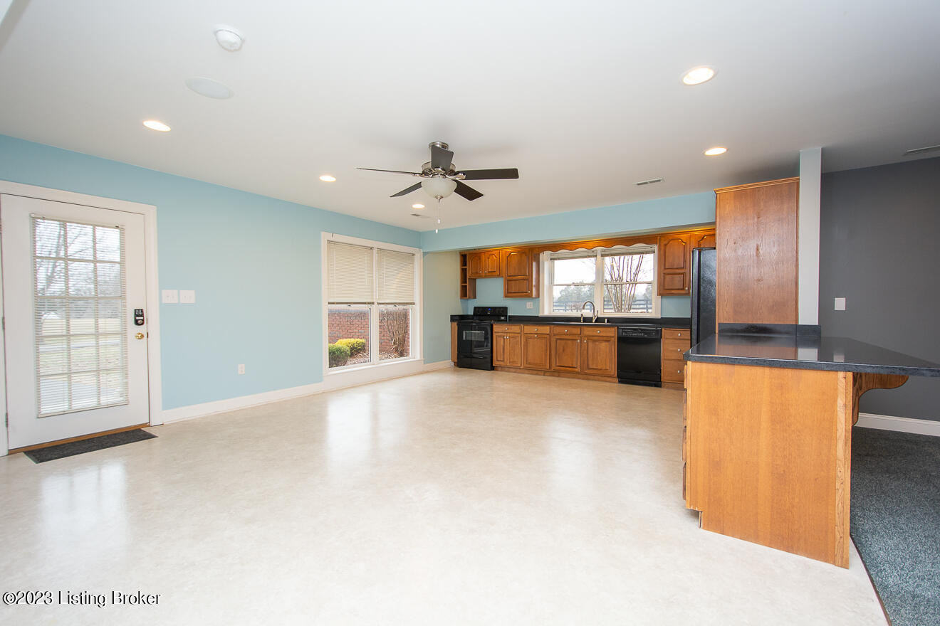 1214 Bells Ml Road Shepherdsville, KY 40165 - Photo 71 of 95 Lower Level Kitchen