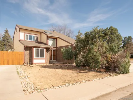 $474,900 | 892 South Rifle Way, Aurora, CO 80017